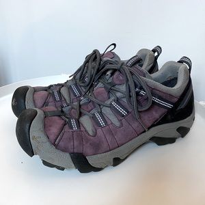 Keen Waterproof Hiking Shoes - Purple size 9